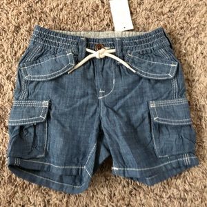Gap shorts